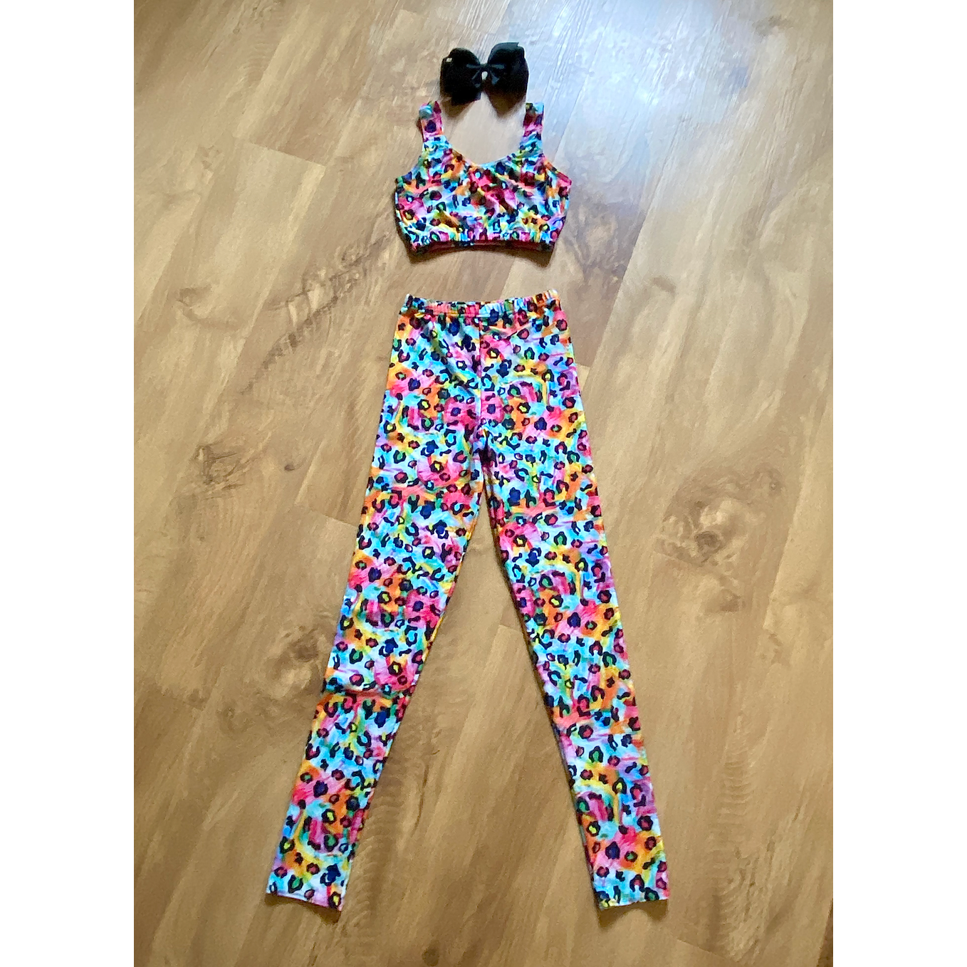 PRE-LOVED Rainbow Animal Print Crop Top & Leggings Set - size 3A