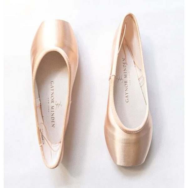 Lyra Pointe Shoe - Classic Fit