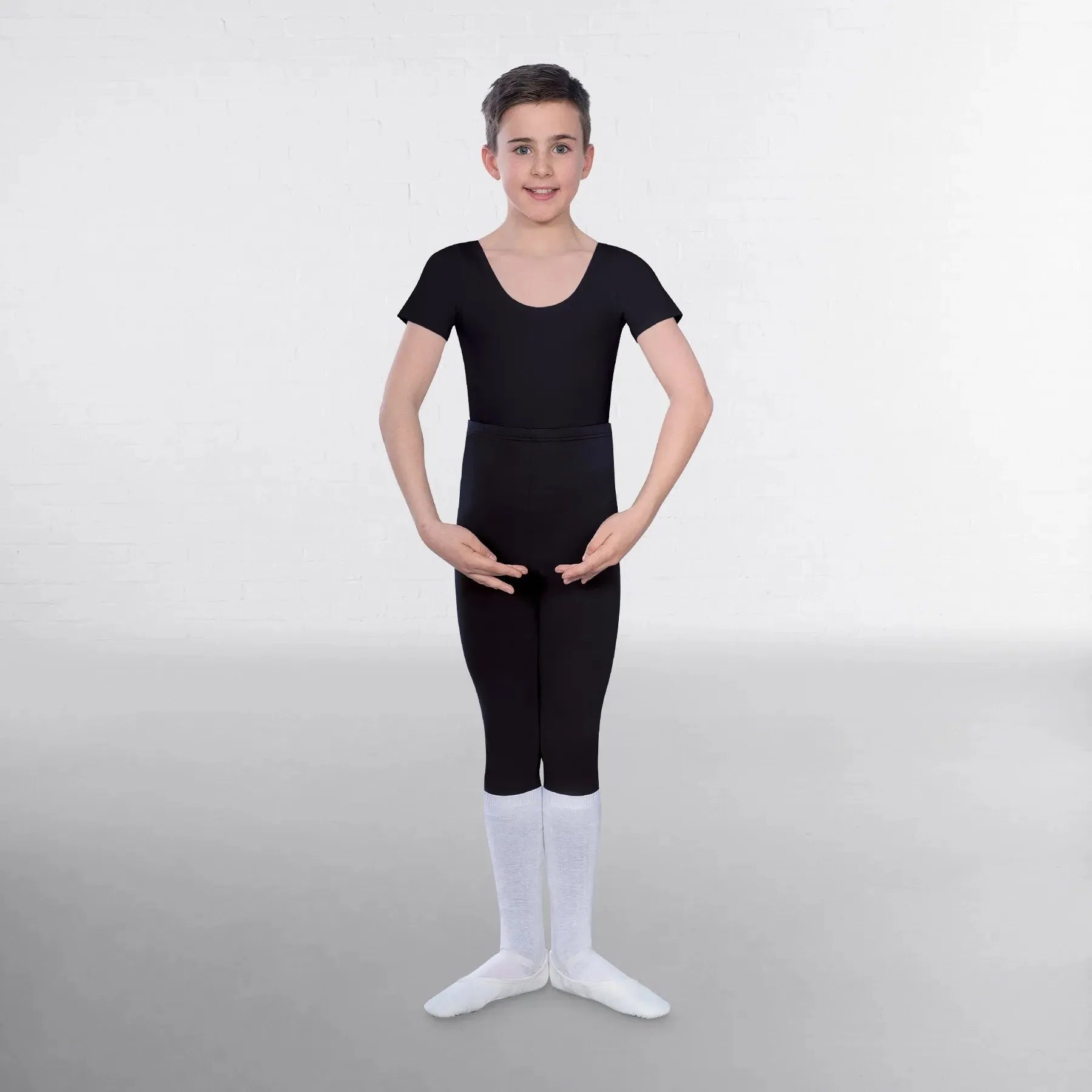 Boys Short-Sleeve Scoop-Neck Black Leotard